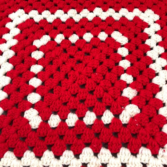 Vintage 70s Handstitched Red Off-White Square Crochet Afghan Blanket: 37"x 37" - Picture 6 of 12